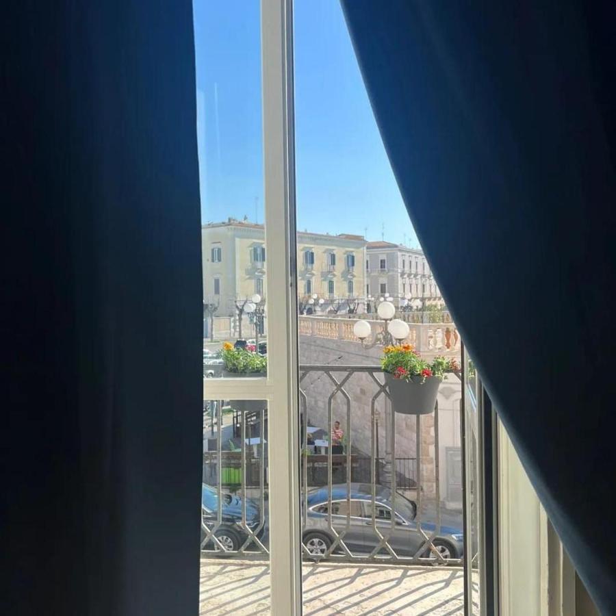 Seaport #Rooms Trani Εξωτερικό φωτογραφία