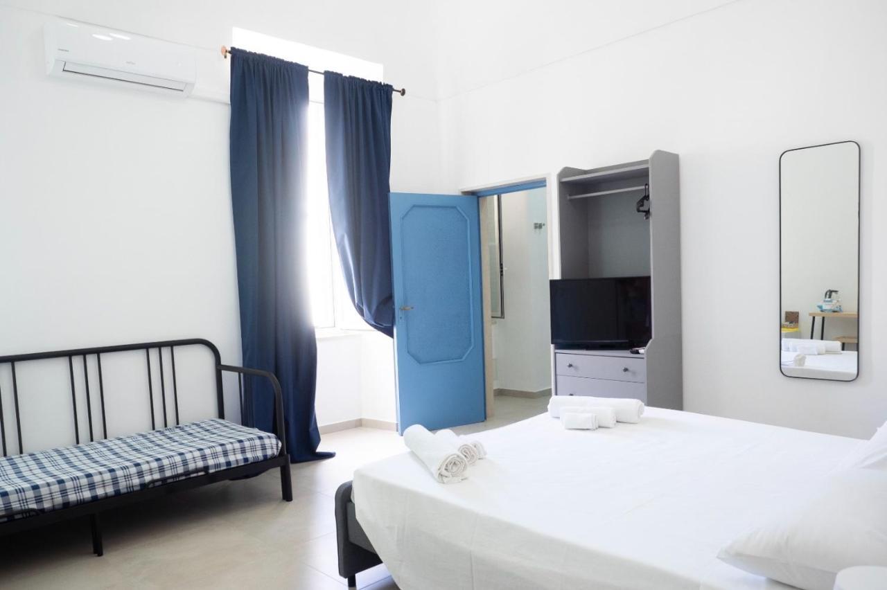 Seaport #Rooms Trani Εξωτερικό φωτογραφία